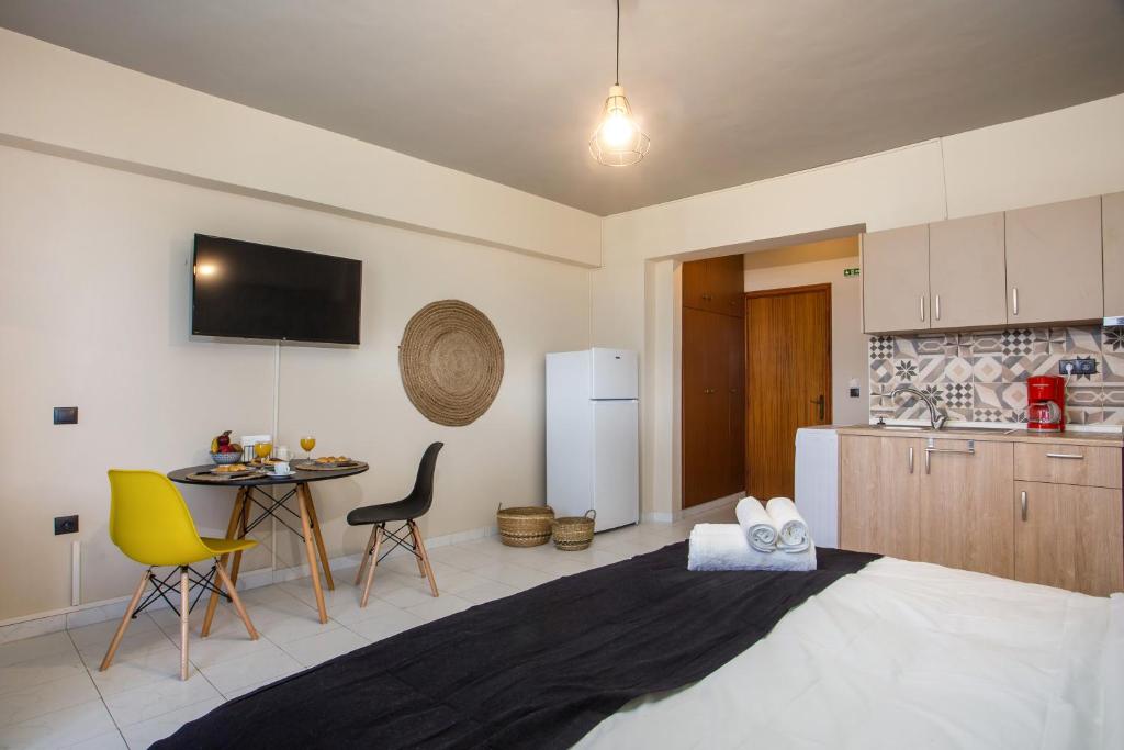 Dorothea Apartments room 3